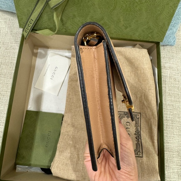 💯Authentic Gucci mini bag with chain! MINT Condition 💚 - Picture 15 of 16